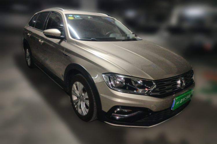 Used Volkswagen C-TREK 2017 1.6L Automatic Comfort Model Front Right 45 Deg