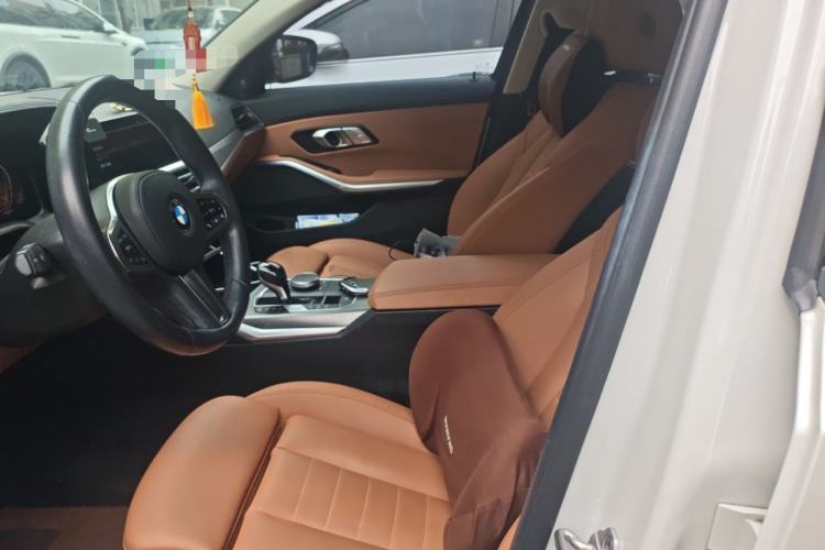 Used BMW 3 Series 2021 325i M Sport Night Edition package Left Front Seat