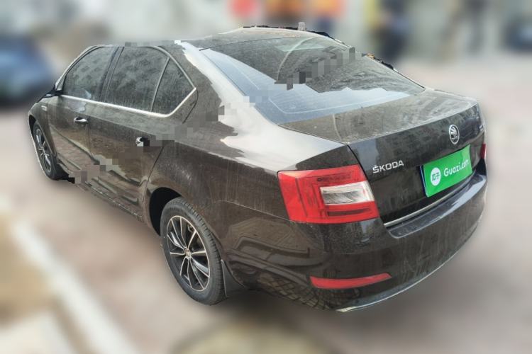 Used Skoda Octavia 2017 1.6L Manual Smart Drive Edition