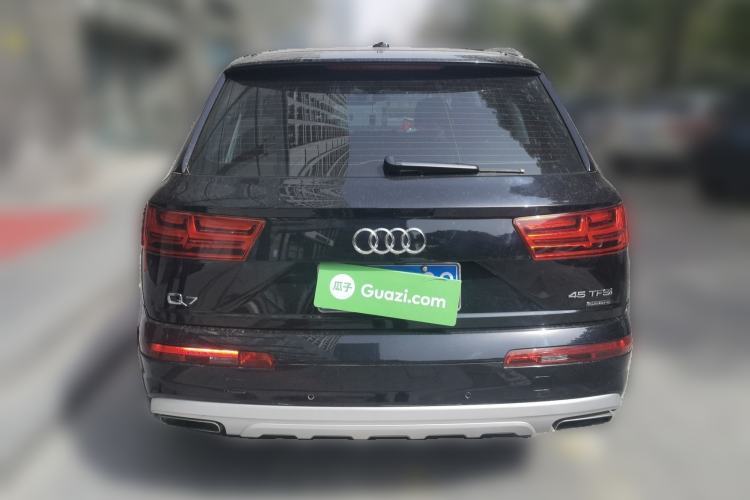 Used Audi Q7 2019 45 TFSI Comfort Model