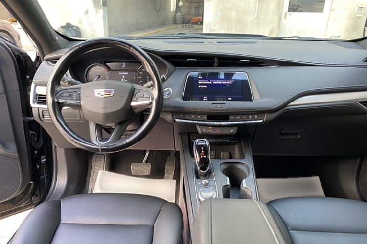 Used Cadillac XT4 2021 28T Two-Wheel Drive Leading Version