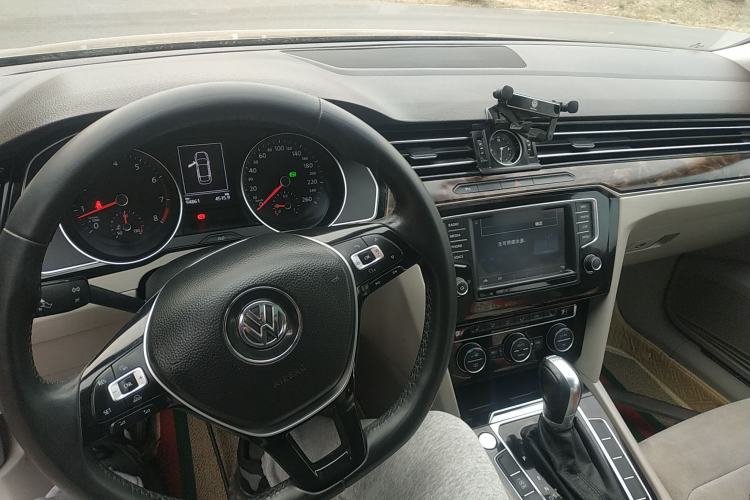 Used Volkswagen Magotan 2017 380TSI DSG Luxury Model