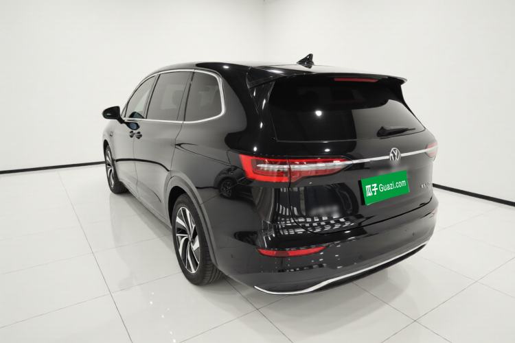 Used Volkswagen Viloran 2023 380TSI Luxury Edition
