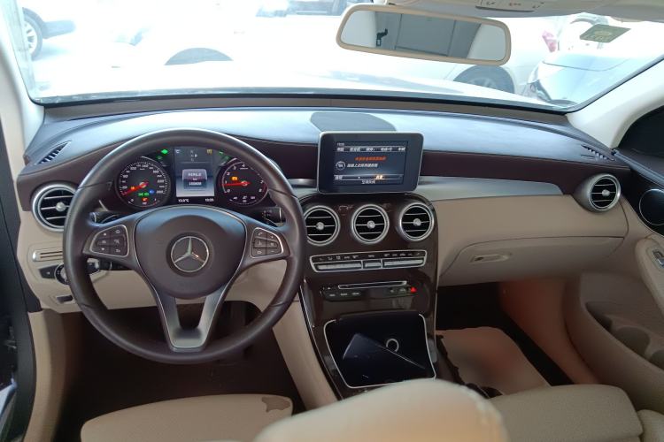 Used Mercedes-Benz GLC 2017 GLC 260 4MATIC Dynamic Edition