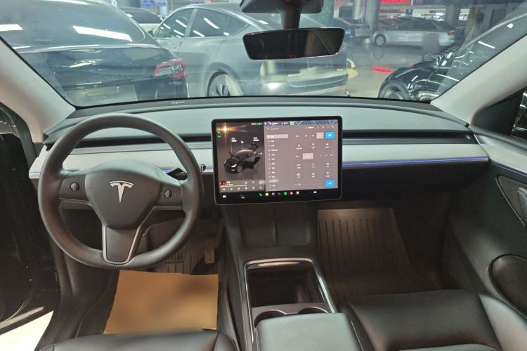 Used Tesla Model Y 2023 Rear-Wheel-Drive Version