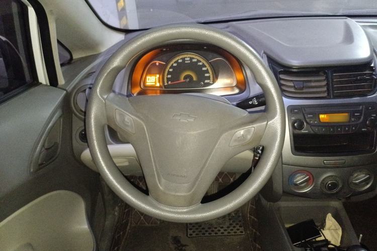Used Chevrolet Sail 2013 Sedan 1.2L Manual Fashionable Happiness Edition Steering Wheel