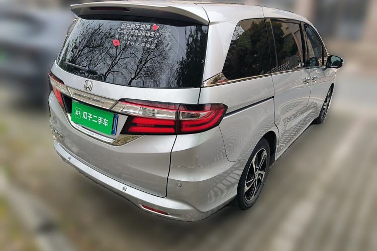 Used Honda Odyssey 2015 Revised 2.4L Luxury Edition Rear Right 45 Deg