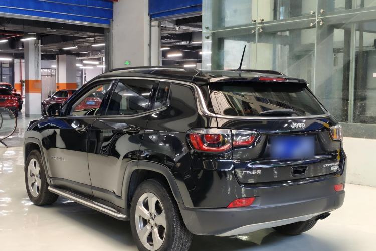 Used Jeep Compass 2017 200T Automatic Enjoyment Version
