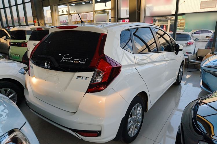 Used Honda Fit 2018 1.5L CVT Comfort Sunroof Version