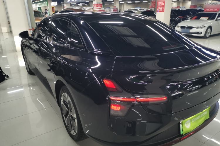 Used XPeng MONA M03 2024 620 with Ultra-Long Range
