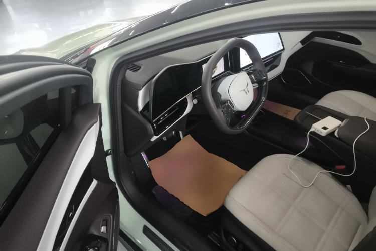 Used Hongqi EH7 2024 690 Pro
