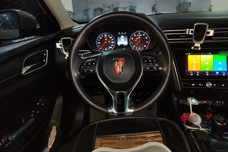 Used Roewe i5 2019 1.5L Manual 4G Connected Langyue Edition