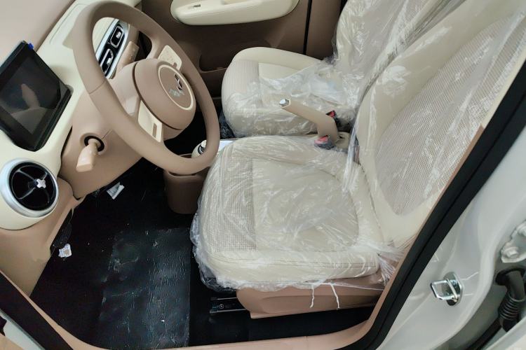 Used Wuling Hongguang MINIEV 2025 Four-Door Version Advanced Edition
