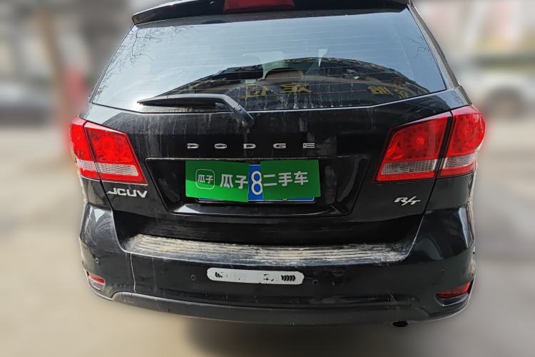 Used Dodge Journey 2013 2.4L Two-Wheel Drive Luxury Version Rear