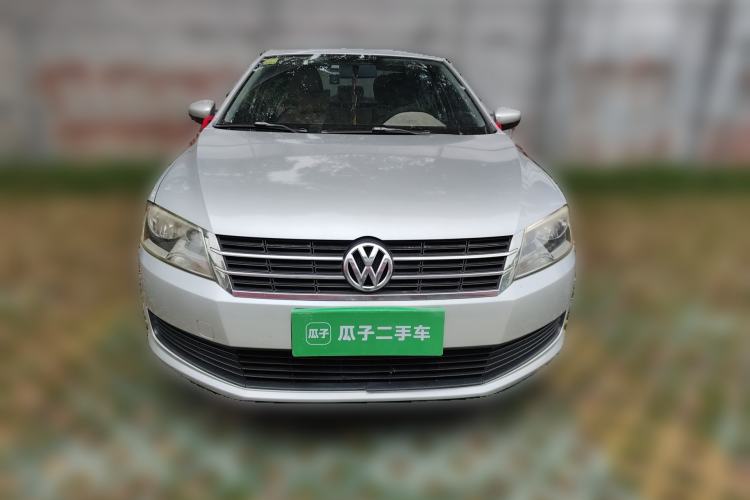 Used Volkswagen Lavida 2013 Revised Classic 1.6L Automatic Fashion Edition Front