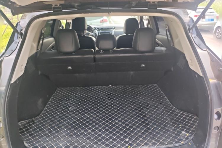 Used Nissan Murano 2017 2.5L XL Two-Wheel Drive Smart Edition Trunk