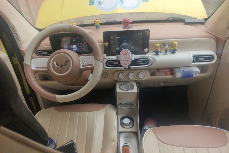 Used Wuling Hongguang MINIEV 2024 3rd Generation 215km Advanced Version Center Console