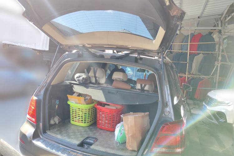 Used Mercedes-Benz GLK-Class 2015 GLK 260 4MATIC Dynamic Edition Ultimate Version Trunk