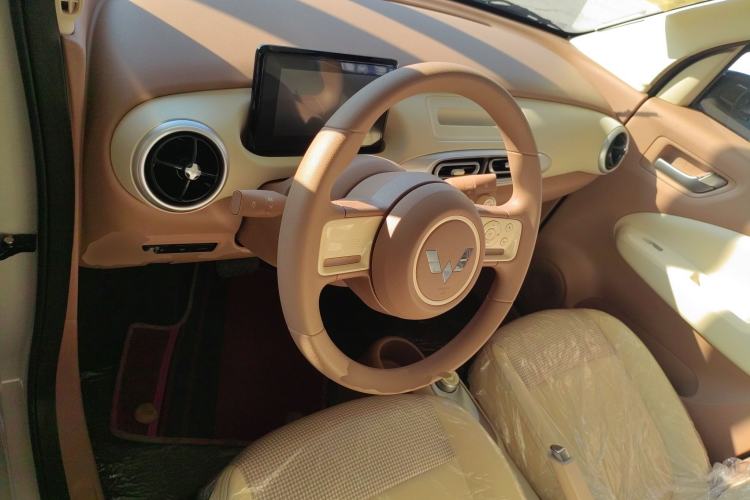 Used Wuling Hongguang MINIEV 2025 Four-Door Version Advanced Edition