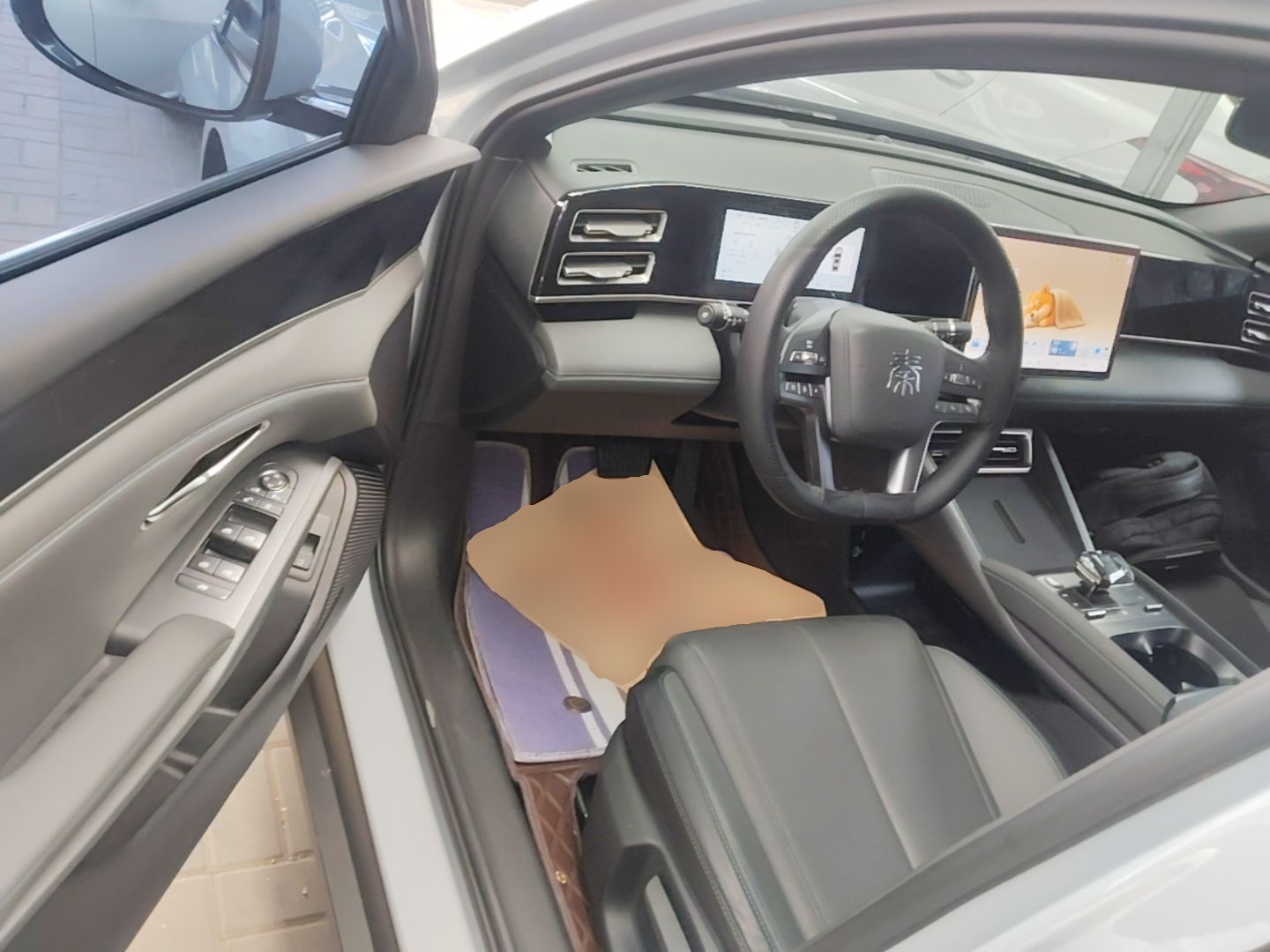 BYD Qin L 2025 DM-i Smart Drive 80KM Leading Model — снимка 18