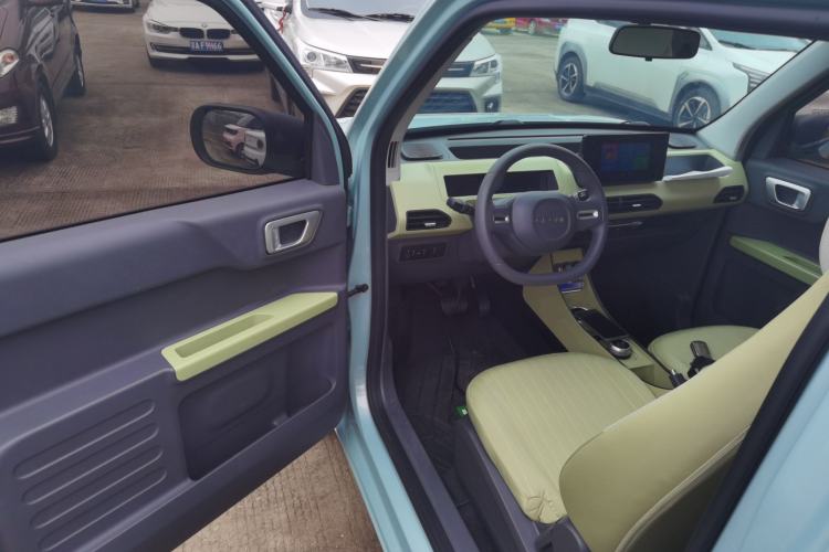 Used Geely Galaxy Panda 2023 Panda Mini 200km Dynamic Bear
