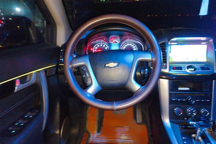 Used Chevrolet Captiva 2015 2.4L Two-Wheel Drive Urban Version 7 Seats