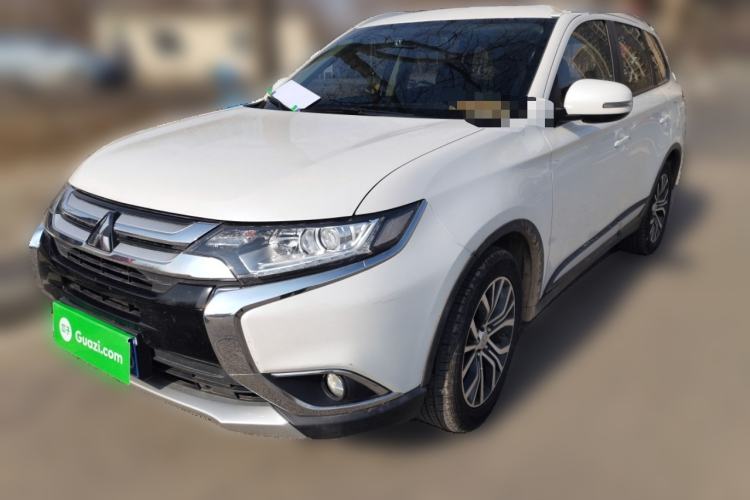 Used Mitsubishi Outlander 2017 2.0L Two-Wheel Drive Glory Edition 5 Seats