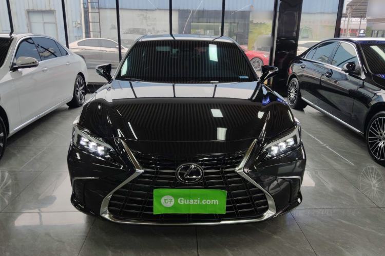 Used Lexus ES 2025 200 Premium Edition Front