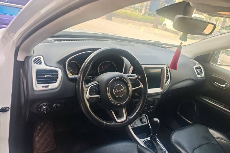 Used Jeep Compass 2017 200T Automatic Family Edition