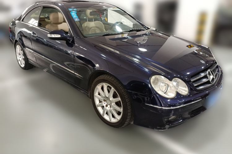Used Mercedes-Benz CLK-Class 2006 CLK 280 two-door coupe Front Right 45 Deg