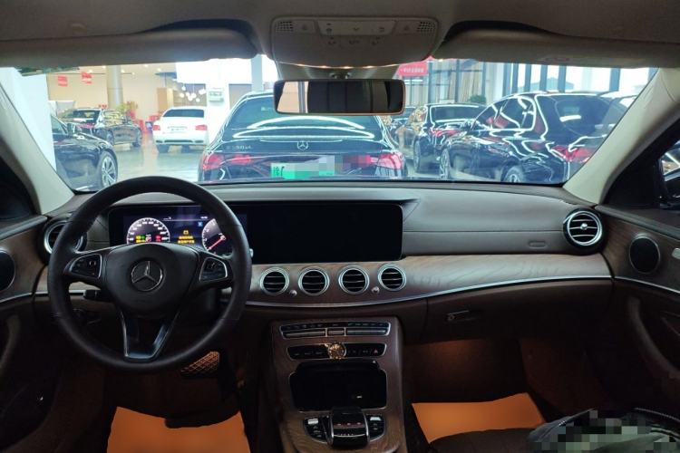 Used Mercedes-Benz E-Class 2018 Facelift E 300 L Luxury Edition
