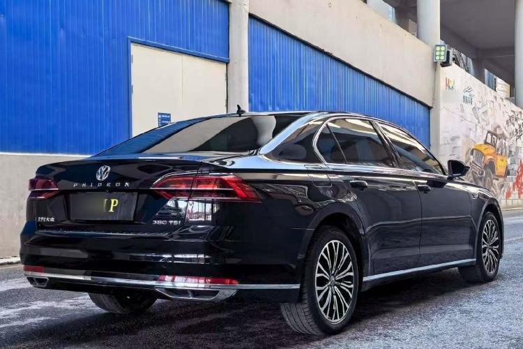 Used Volkswagen Phideon 2018 Revised Version 380TSI Two-Wheel Drive Business Edition Exterior 3