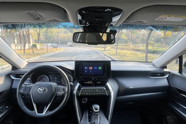 Used Toyota Harrier 2022 2.0L CVT Two-Wheel Drive Luxury Edition