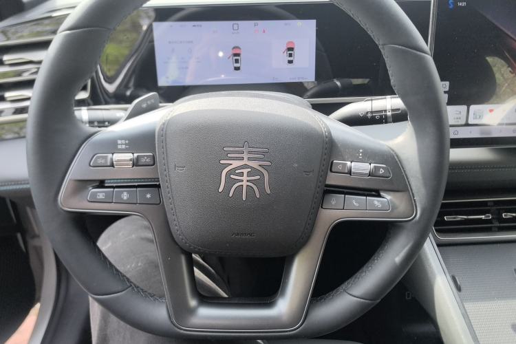 Used BYD Qin L 2025 DM-i Smart Drive 80KM Leading Model Steering Wheel