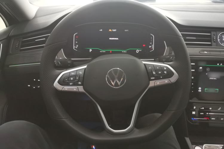 Used Volkswagen Magotan 2026 30 Million Vehicles Selected Model 380TSI DSG Luxury Edition