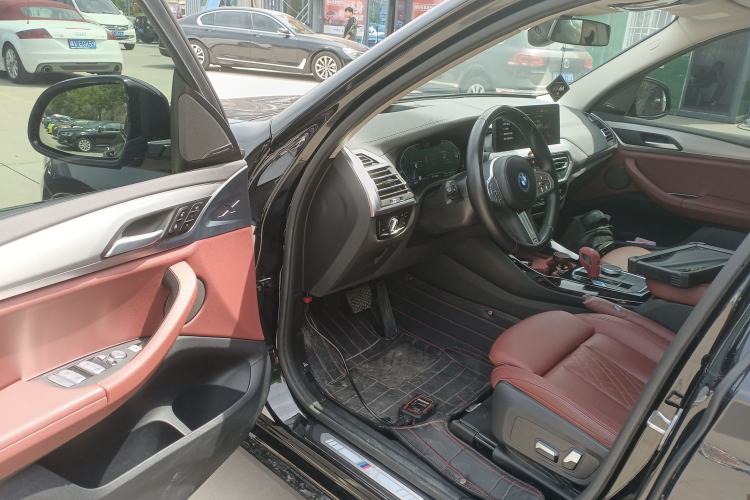 Used BMW iX3 2022 Leading Type Driver Seat