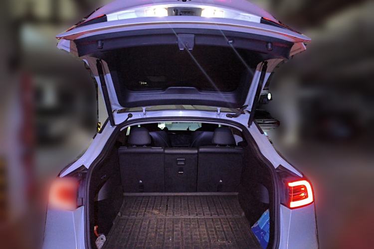 Used Tesla Model Y 2022 Rear-Wheel-Drive Version Trunk