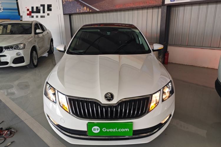 Used Skoda Octavia 2019 TSI230 DSG Luxury Edition
