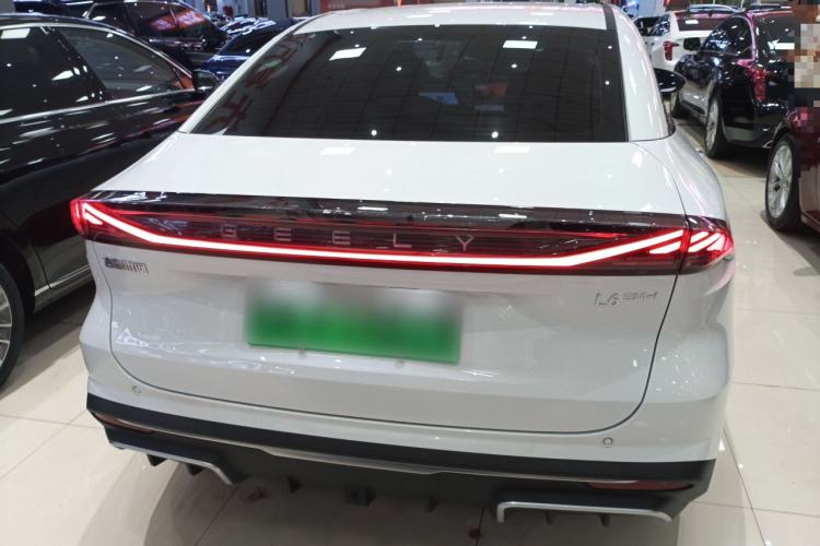 Used Geely Galaxy L6 2025 EM-i 140km Starship Edition
