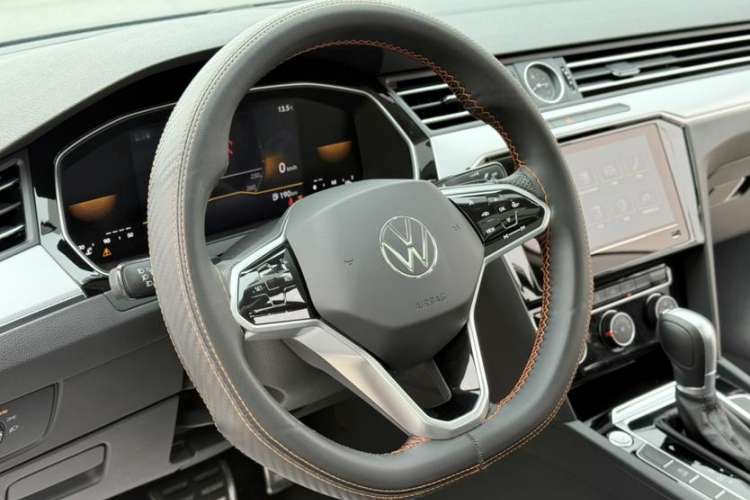 Used Volkswagen Magotan 2023 2 Million Units Limited-Edition 280TSI DSG Comfort Version