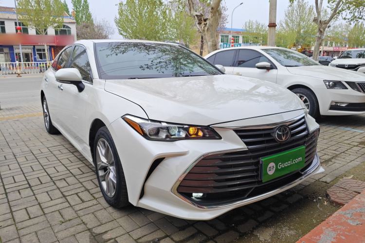 Used Toyota Avalon 2021 2.5L Luxury Edition Front Right 45 Deg