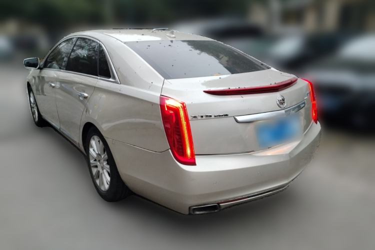 Used Cadillac XTS 2013 28T Luxury Model
