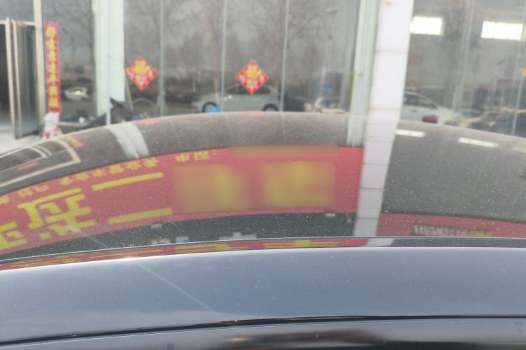 Used Tesla Model Y 2022 Rear-Wheel-Drive Version Roof