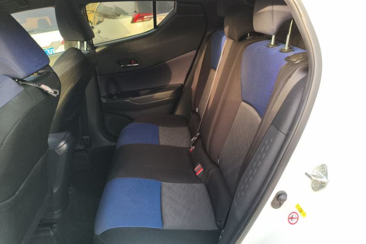 Used Toyota C-HR 2018 2.0L Leading Edition China V-standard
