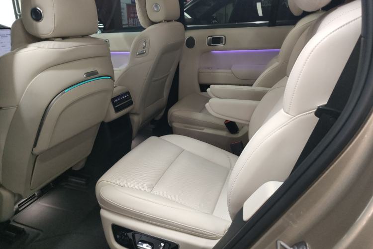 Used Li Auto L8 2023 Air model