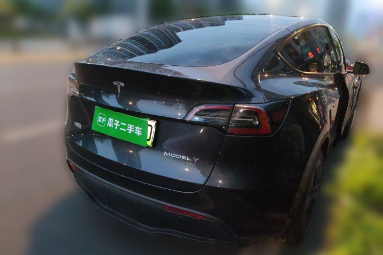 Used Tesla Model Y 2024 Rear-Wheel-Drive Version Rear Right 45 Deg