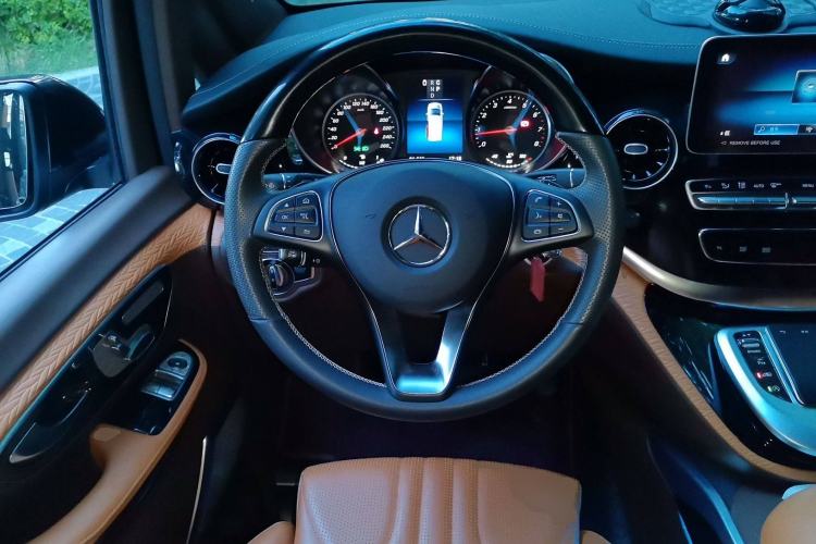 Used Mercedes-Benz V-Class 2022 V 260 L Long Wheelbase Prestige Edition