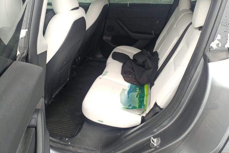 Used Tesla Model Y 2024 Rear-Wheel-Drive Version
