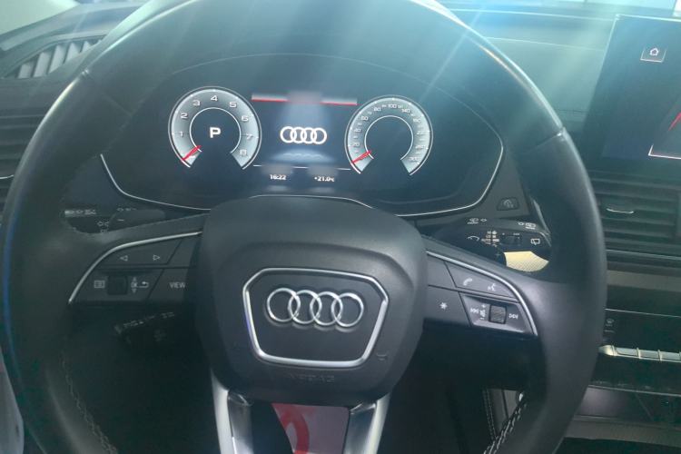 Used Audi Q5L 2022 40T Luxury Dynamic Model Interior 2