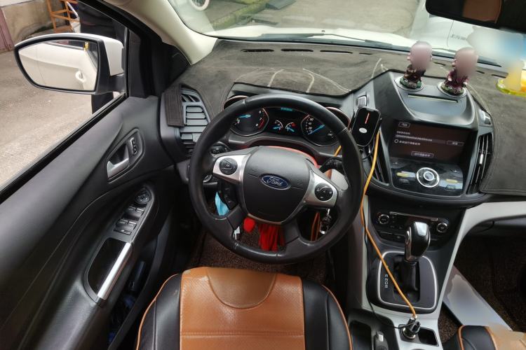 Used Ford Kuga 2016 ZhiXing Limited Edition 1.5L GTDi Two-Wheel Drive Fashion Model
